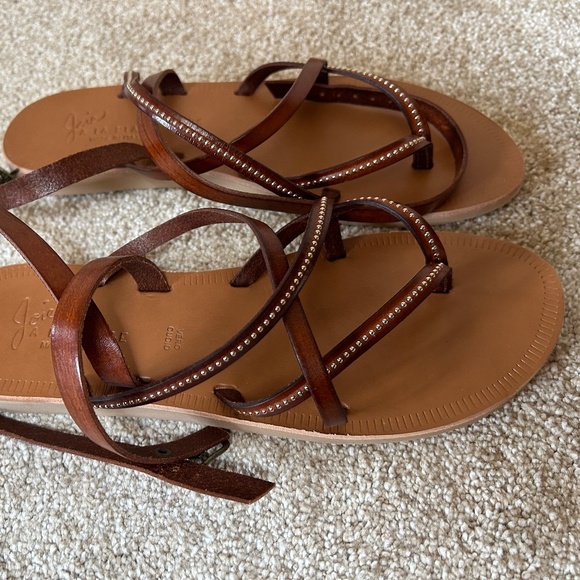 Joie gladiator leather cognac sandals w/silver studs NEW in box size 8.5/9 - Picture 2 of 6